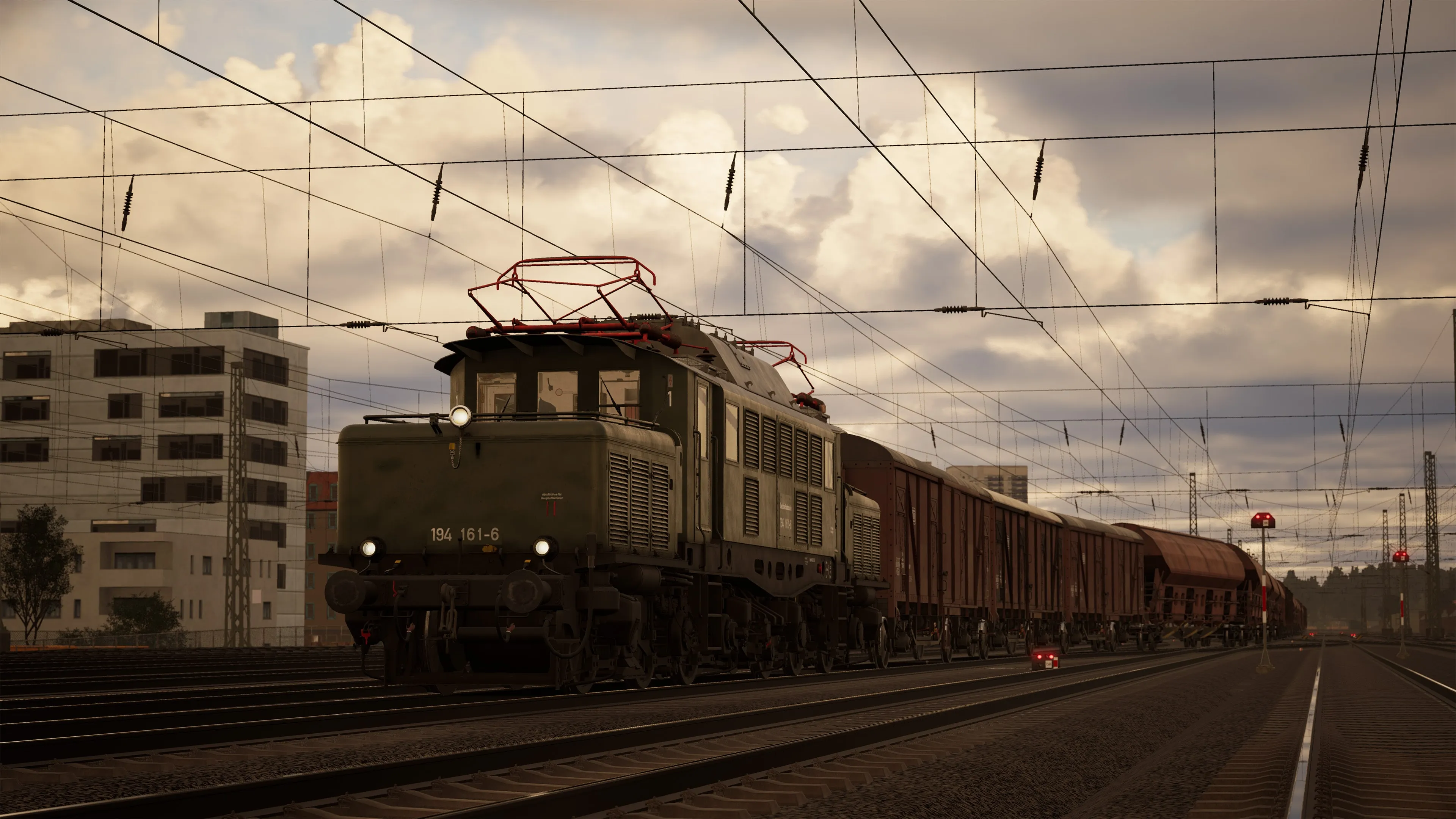 Train Sim World 6: BR 194 and E94 Railtour Pack [PS5] - изображение 2