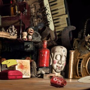 The Many Pieces of Mr. Coo. Изображение 2