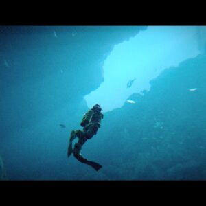 Under The Waves. Изображение 4